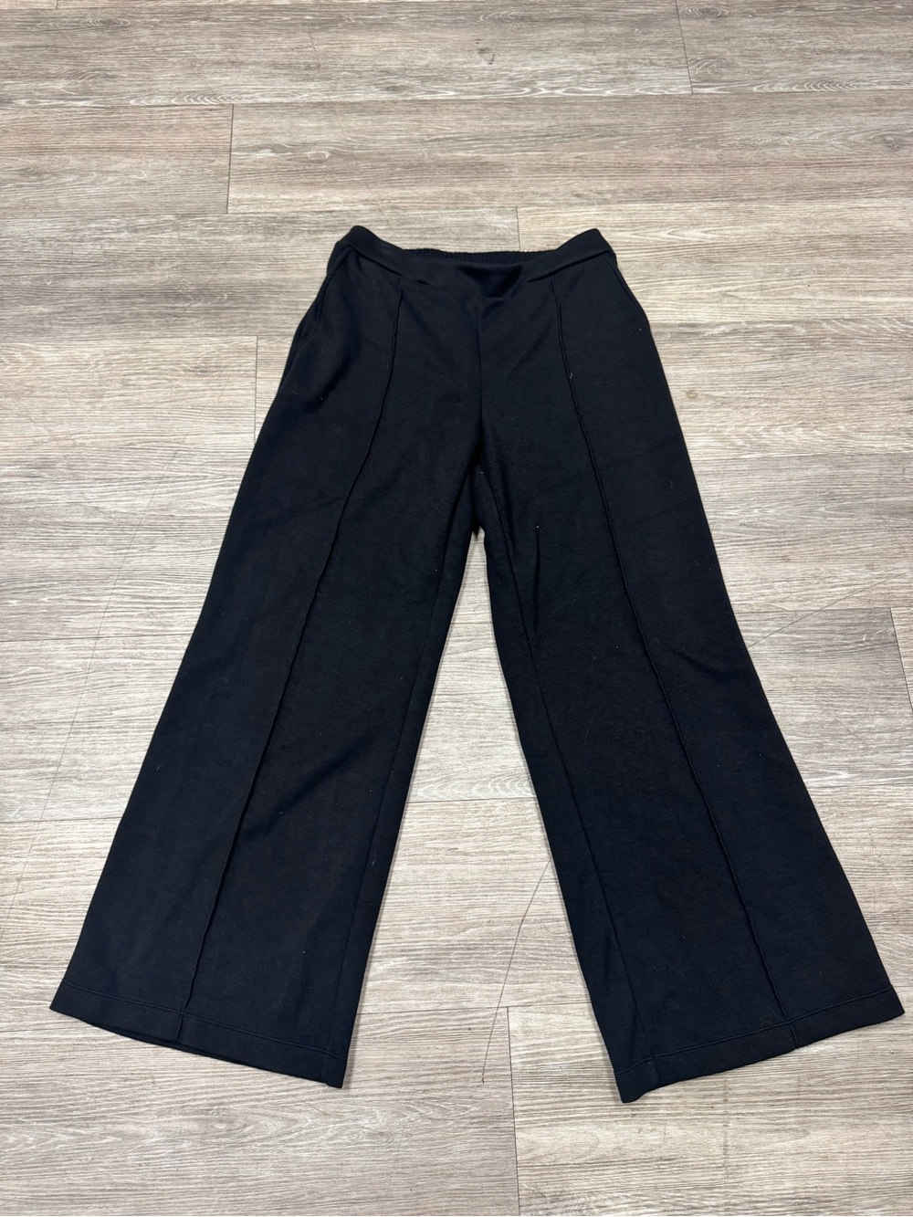 Scoop Black Wide Leg sweatpants